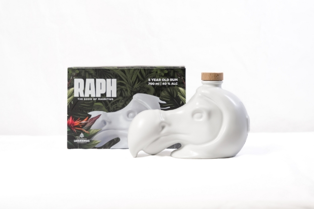 Show details for Labourdonnais RAPH (Dodo head of Mauritius) – 70cl – 40% abv Picture of Labourdonnais RAPH (Dodo head of Mauritius) – 70cl – 40% abv